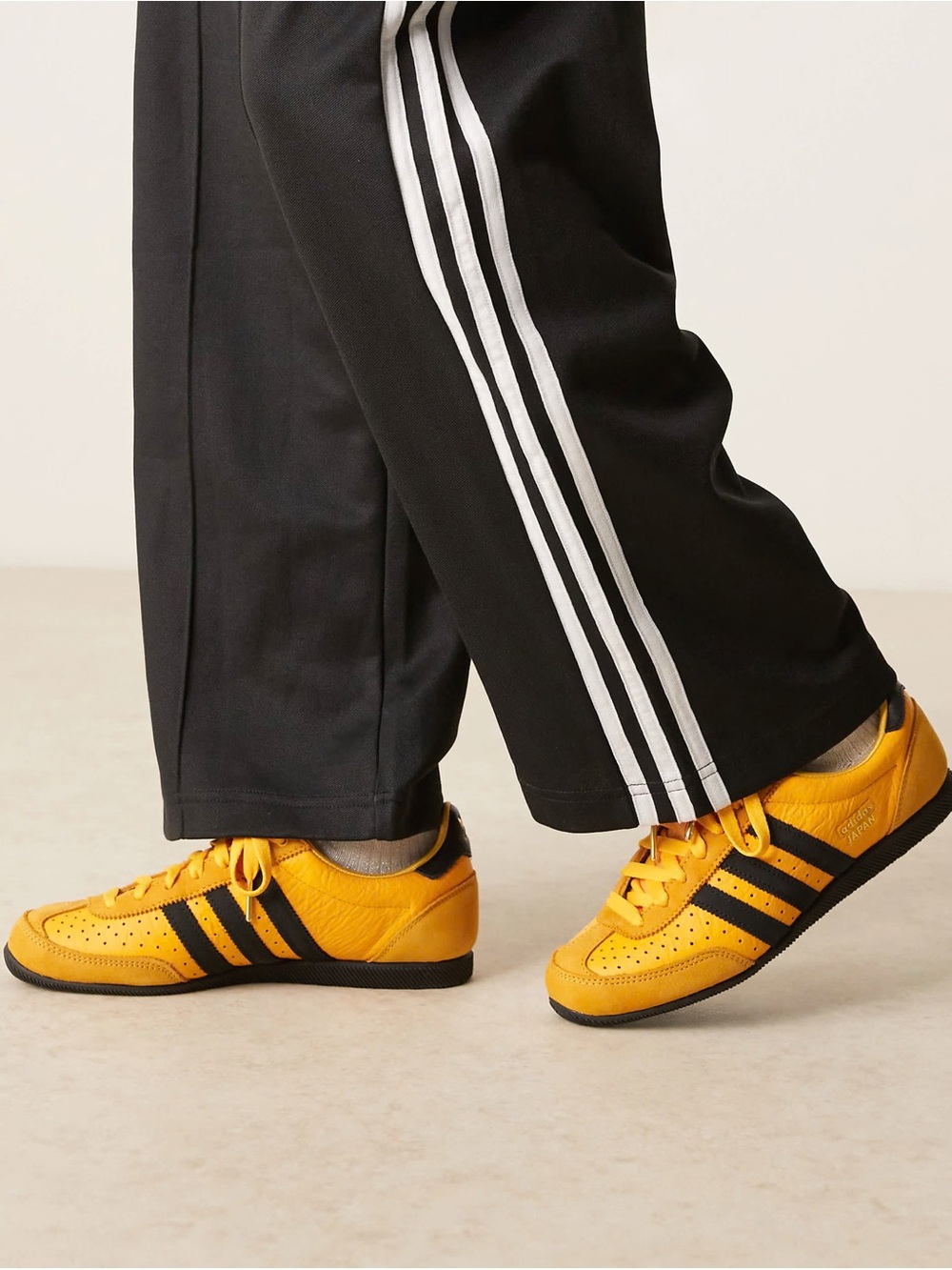 adidas Originals Japan low sneaker - Picture 3 of 9